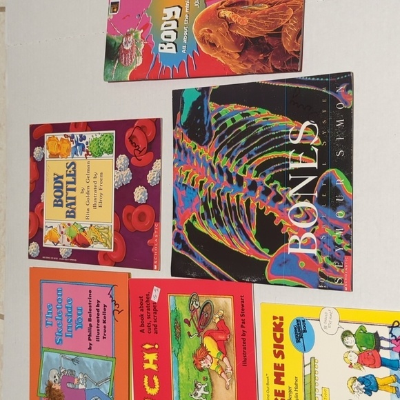 Scholastic Misc. Authors Set of 6 Bones & Body Theme NonFiction Paperback Books - Picture 3 of 10